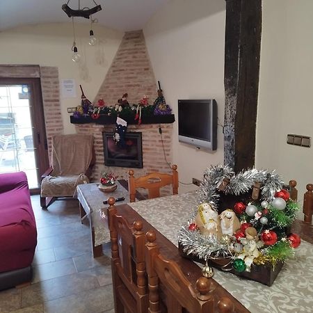 Vivienda Turistica El Caneco トルデシリャス エクステリア 写真