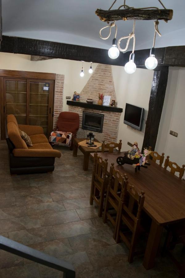 Vivienda Turistica El Caneco トルデシリャス エクステリア 写真